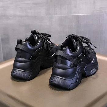 Platform Kadın Ayakkabı 2022 Tasarımcı Sneakers Moda Açık Daireler Rahat bağcıklı ayakkabı Kadın Nefes kadın ayakkabıları Boyutu