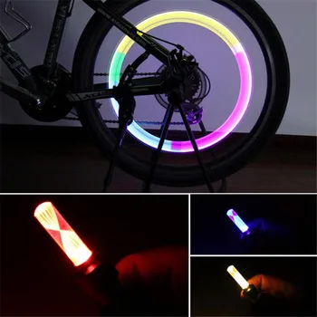 Yüksek Kalite 1 adet 7 Renk Yeni Sıcak Moda led el feneri bisiklet lastiği Tekerlek Vana Caps Lastik Lambası Gece Lambası Bisiklet Aksesuarları