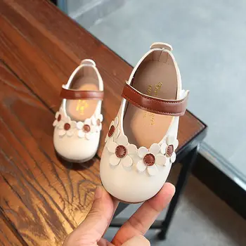 Bebek Kız rahat ayakkabılar Bebek Yürüyor Çiçek kaymaz Kauçuk Yumuşak Taban Düz PU Dekor Mary Janes Prenses Ayakkabı Kız İçin