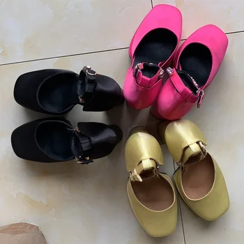 Marka Tasarımcısı Pompaları Lüks Saten Kumaş Kristal Toka Bahar Yaz Kadın Parti Pist Ayakkabı Yuvarlak Ayak Yüksek Topuklu Kadın Sandalet