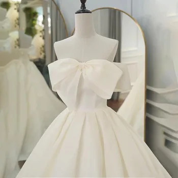 Düğün elbisesi Yay Tekne Boyun Plise Kat Uzunlukta Basit Zarif Kapalı Omuz A-Line Saten Yeni Kadın Resmi gelinlik B1950