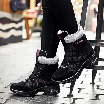 Yeni Kış Deri Kadın Çizmeler Yüksek Kaliteli Peluş Sıcak Kar Botları Rahat Kadın yarım çizmeler Açık Su Geçirmez Spor Ayakkabı