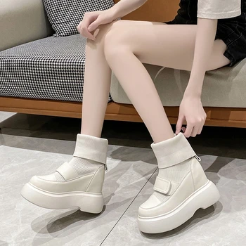 Yeni kadın yarım çizmeler 2022 Sonbahar Çorap Ayakkabı Kadın Platformu Yüksekliği Artan Sneakers 10CM Kalın Taban Takozlar Beyaz Siyah Çizmeler