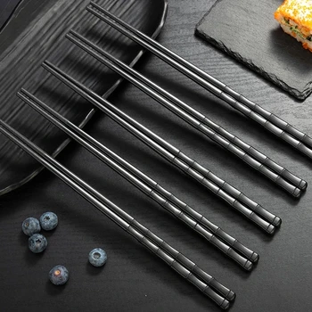 5 Pairs Kaymaz Çin Çubuklarını Gıda Suşi Çubukları Kullanımlık Bulaşık Makinesinde Yıkanabilir Bambu Şekli Gıda Sınıfı Çubuklarını