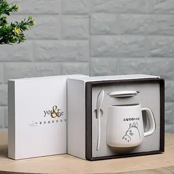 Yeni Desen Totoro Severler Kupalar Cam Kapak Kaşık Seramik Kahve Fincanı Paket Posta Getirmek